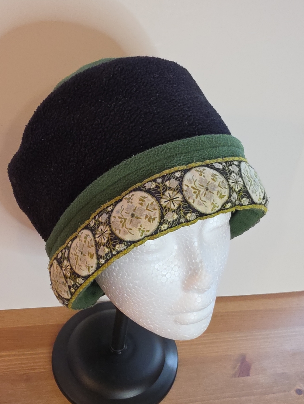 Copper River Fleece Embroidered Band Cloche Hat